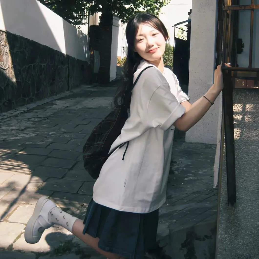 小雁与吴爱丽